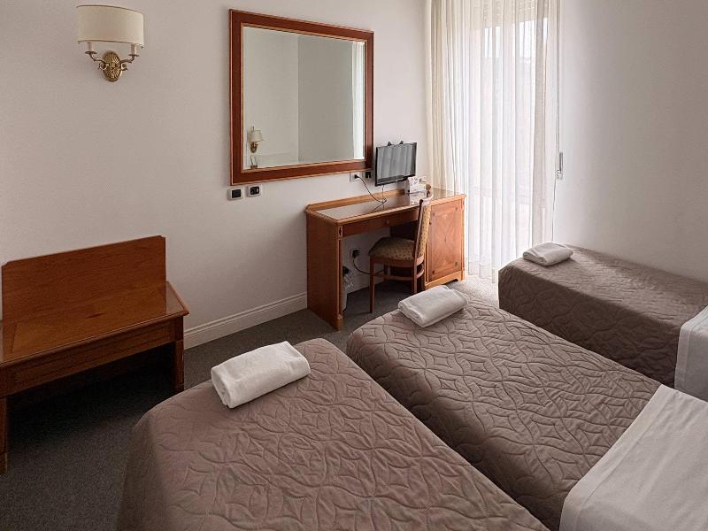 Quality Hotel Nova Domus image