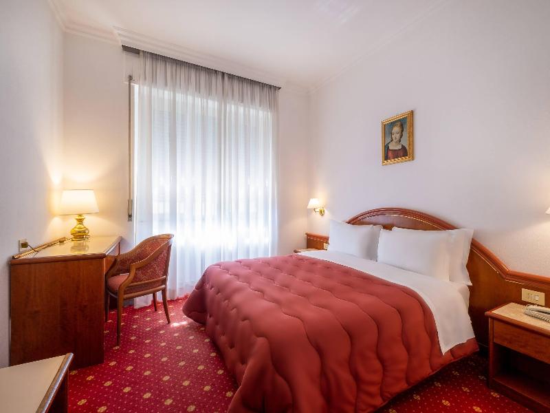 Quality Hotel Nova Domus image
