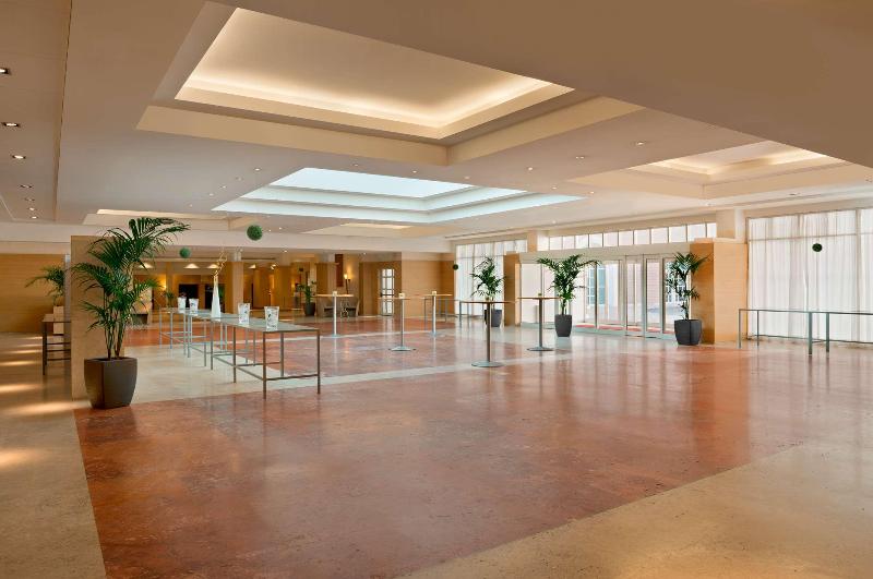 Hilton Rome Airport hotel