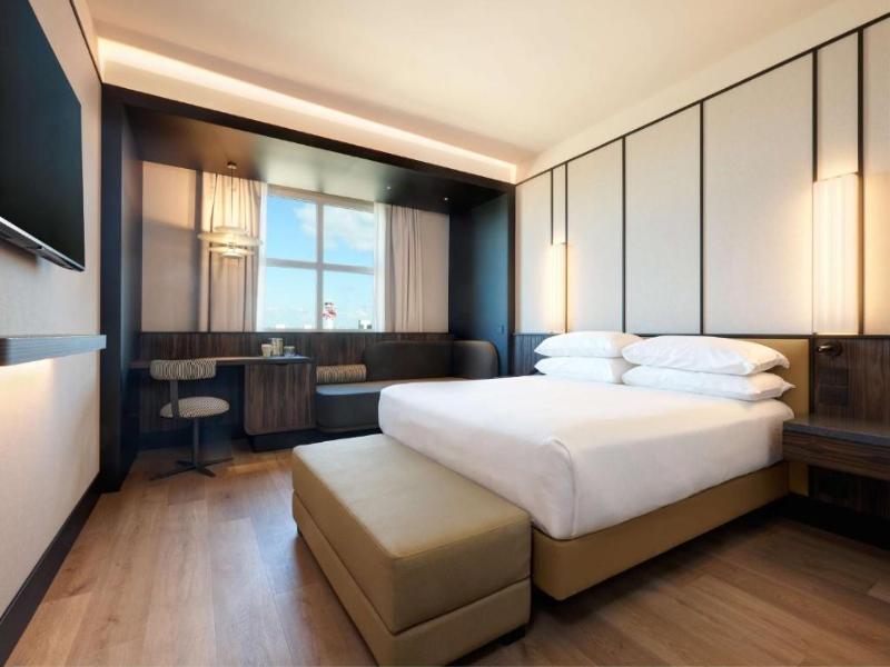 Hilton Rome Airport image