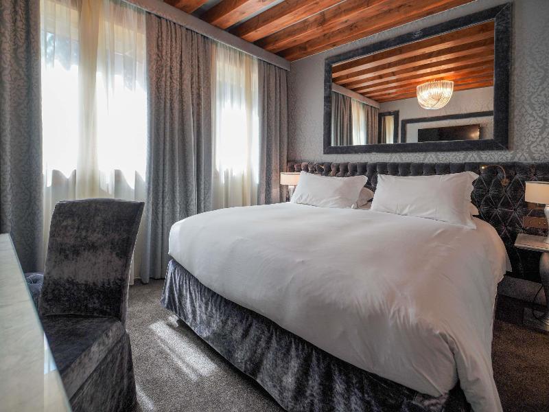 Papadopoli Hotel Venezia - MGallery Collection image
