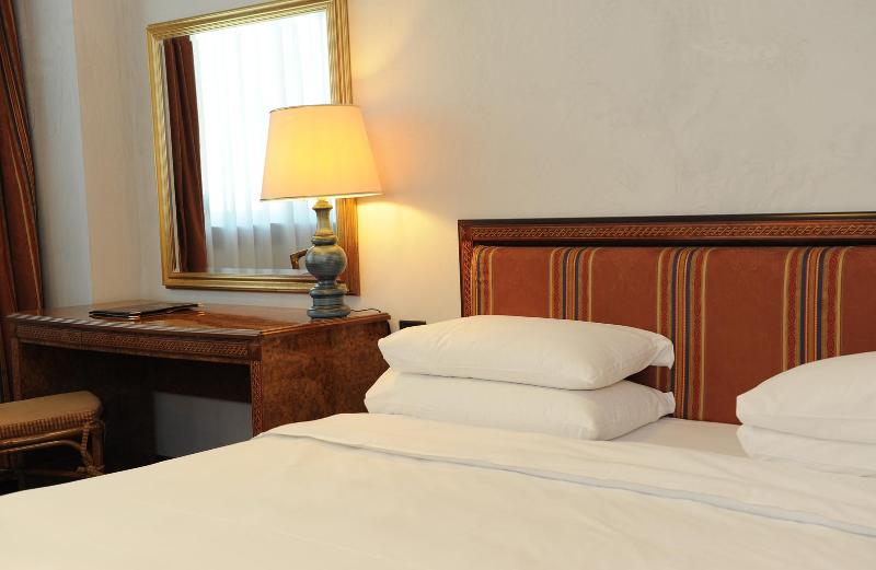 Tower Genova Airport Hotel & Conference Center image