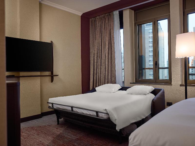 Hilton Milan image