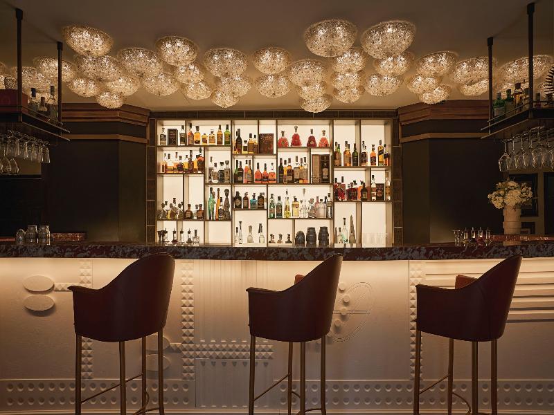 The Carlton, Milan image