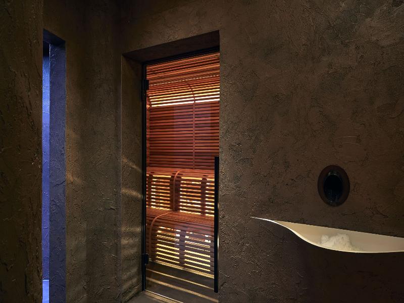 The Carlton, Milan image