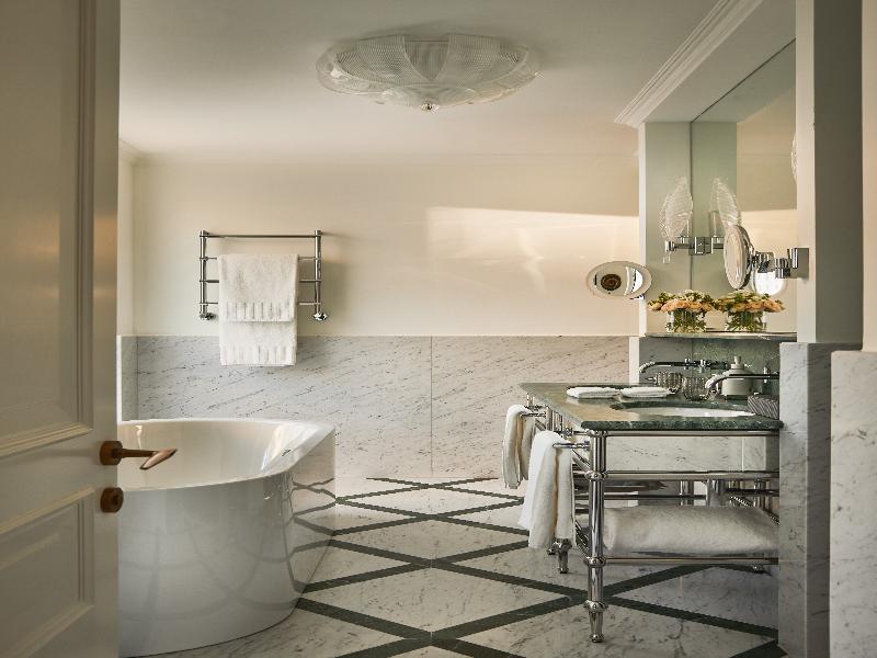 The Carlton, Milan image