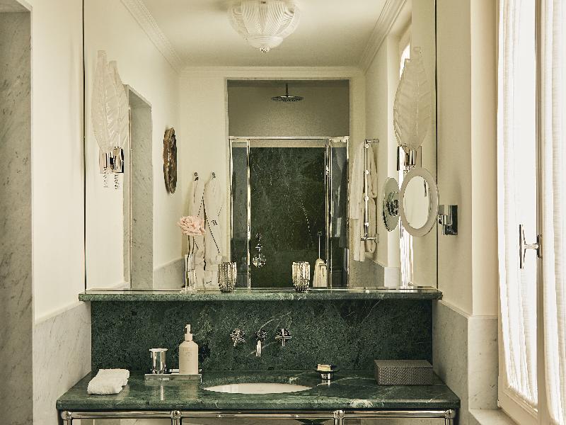 The Carlton, Milan image