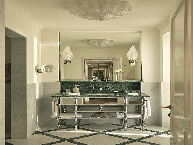 The Carlton, Milan image