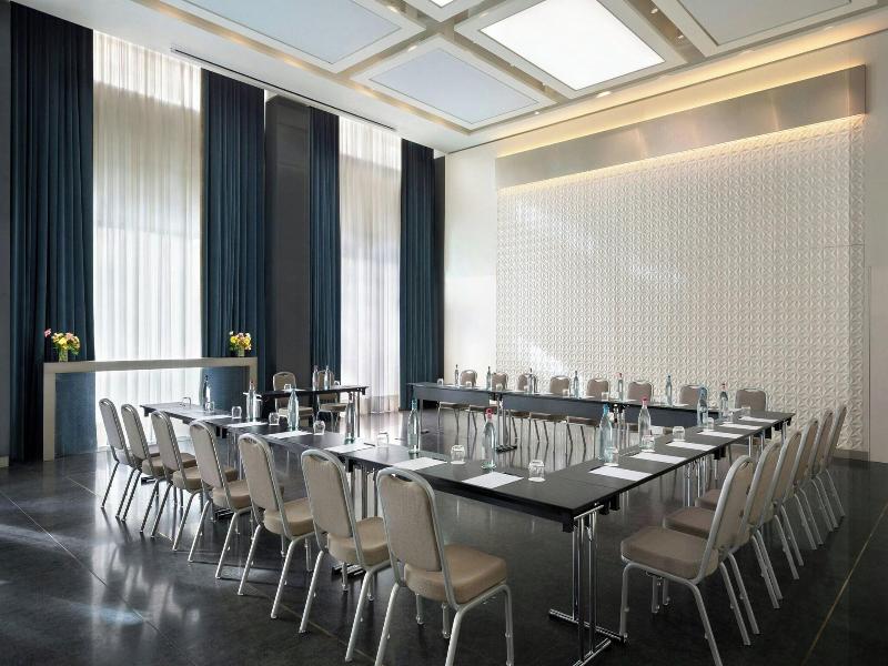 Excelsior Hotel Gallia, a Luxury Collection Hotel image