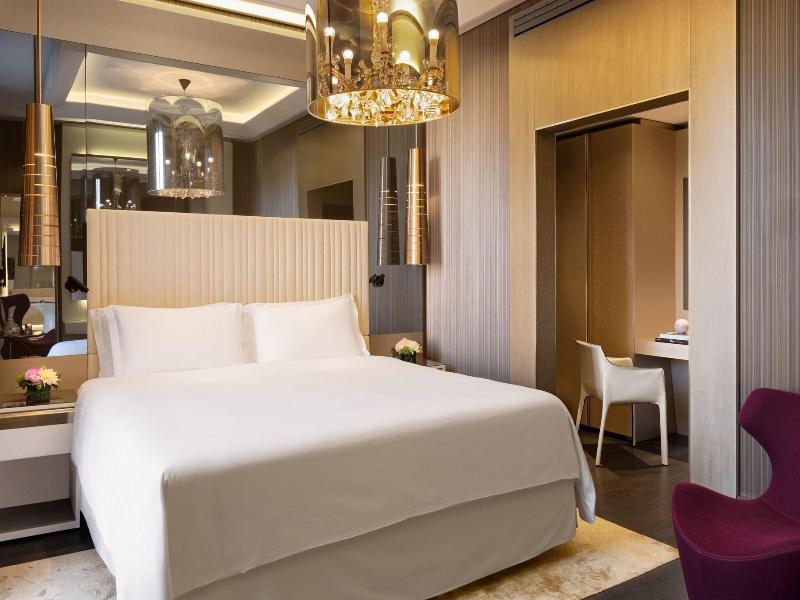 Excelsior Hotel Gallia, a Luxury Collection Hotel image