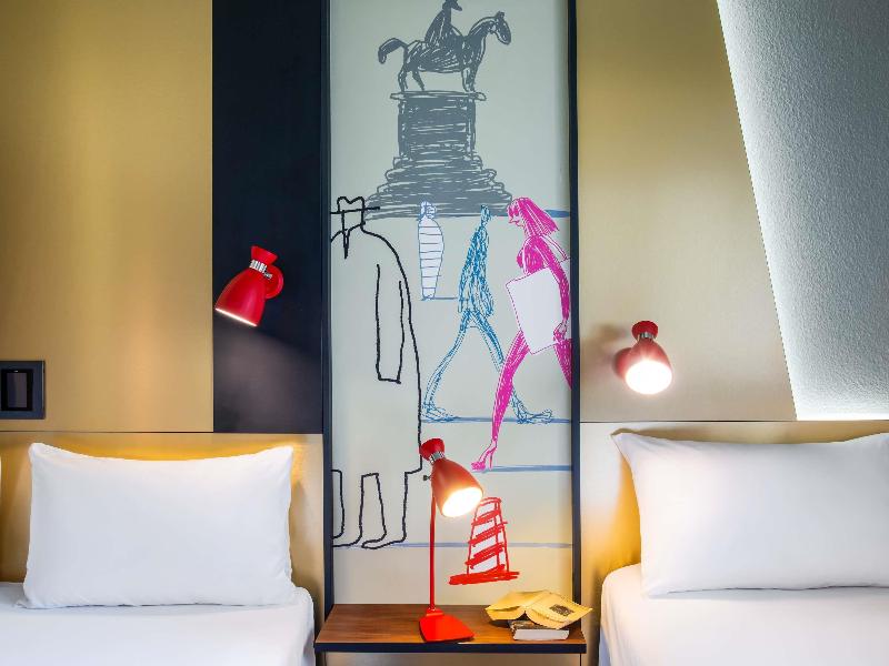 Ibis Milano Centro image