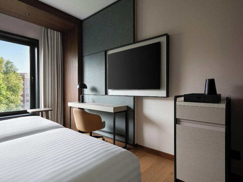 Marriott Hotel Milan image