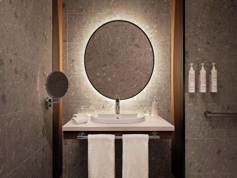 Marriott Hotel Milan image