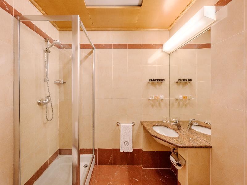 City Life Hotel Poliziano image