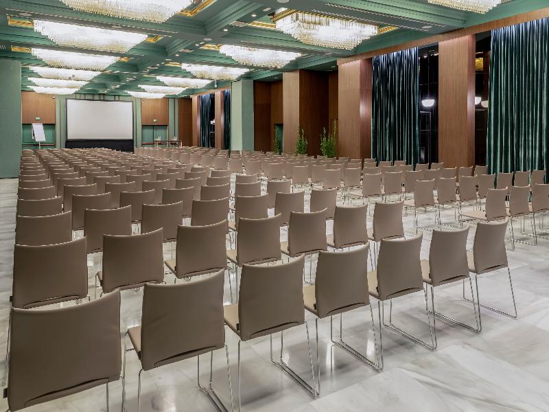 Melia Milano image