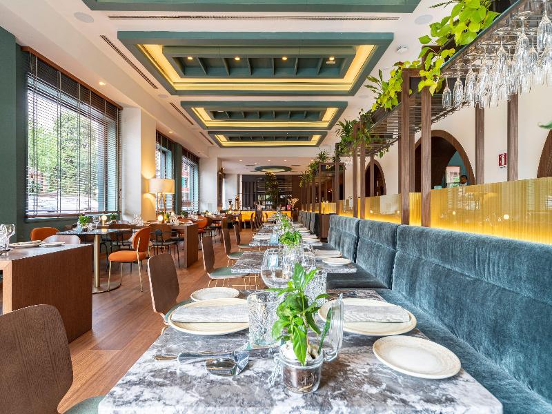 Melia Milano image