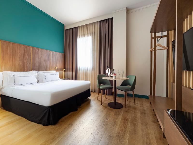 Melia Milano image
