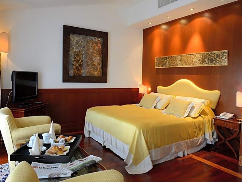 BV Grand Hotel Assisi image