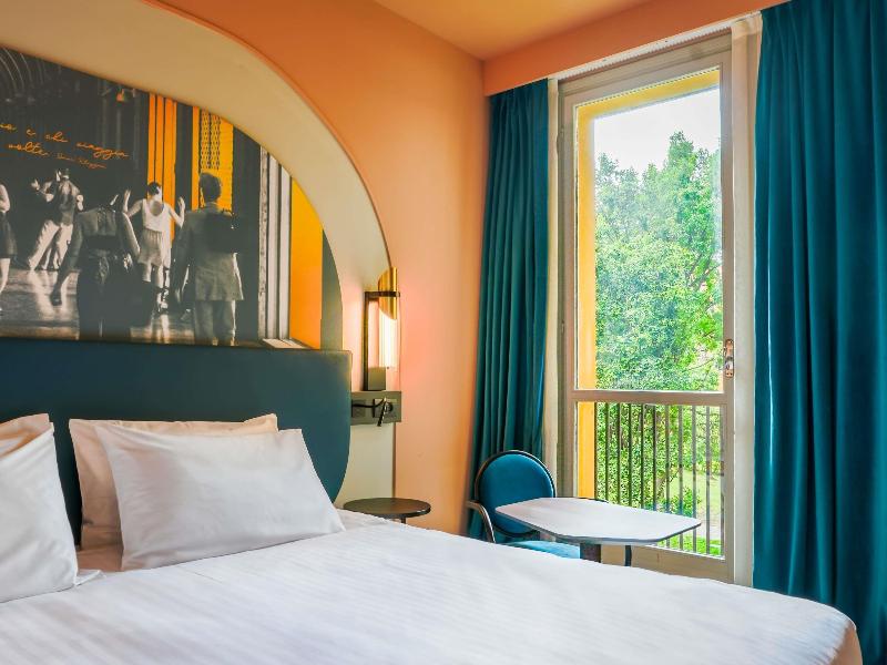 Mercure Bologna Centro image