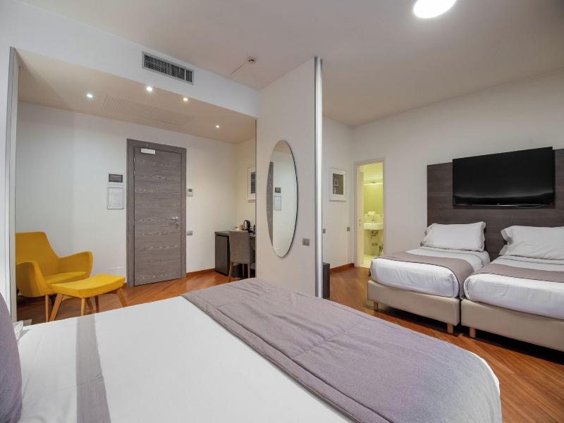 Hotel Como image