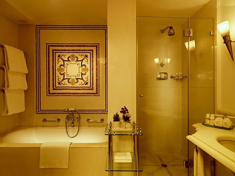 Savoy Florence image