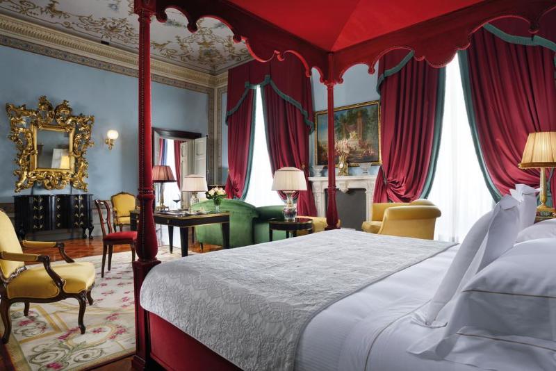 Villa Cora image