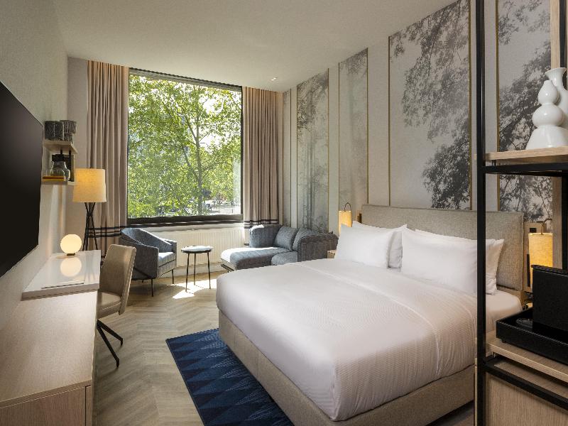 DoubleTree by Hilton Berlin Ku'damm image