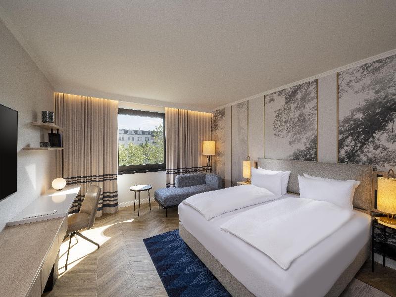 DoubleTree by Hilton Berlin Ku'damm image