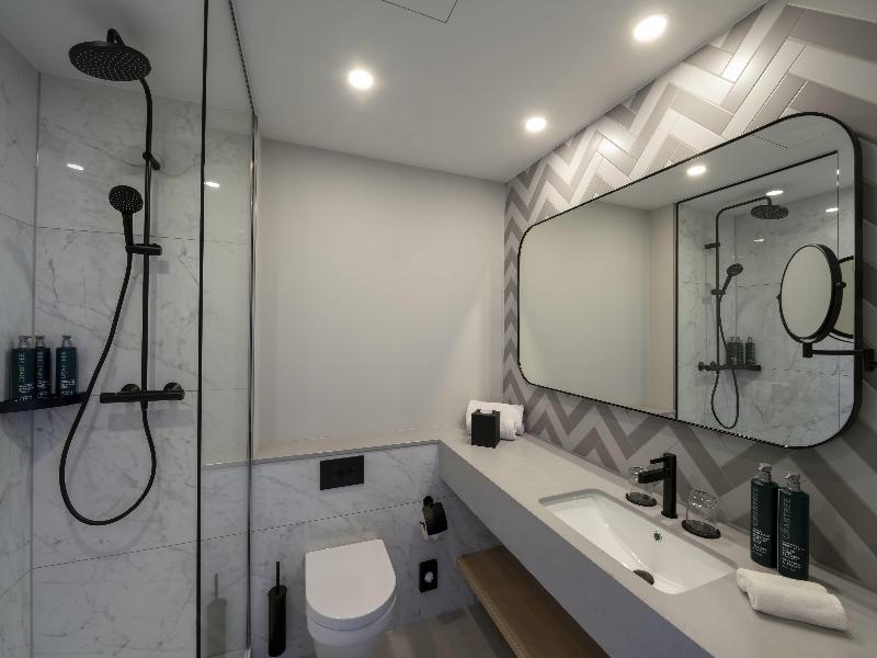 DoubleTree by Hilton Berlin Ku'damm image