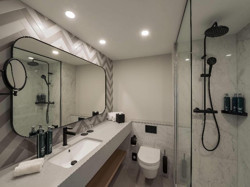 DoubleTree by Hilton Berlin Ku'damm image