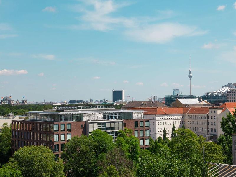 Sheraton Berlin Grand Hotel Esplanade image