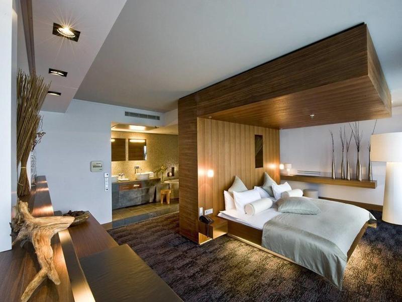 Sheraton Berlin Grand Hotel Esplanade image