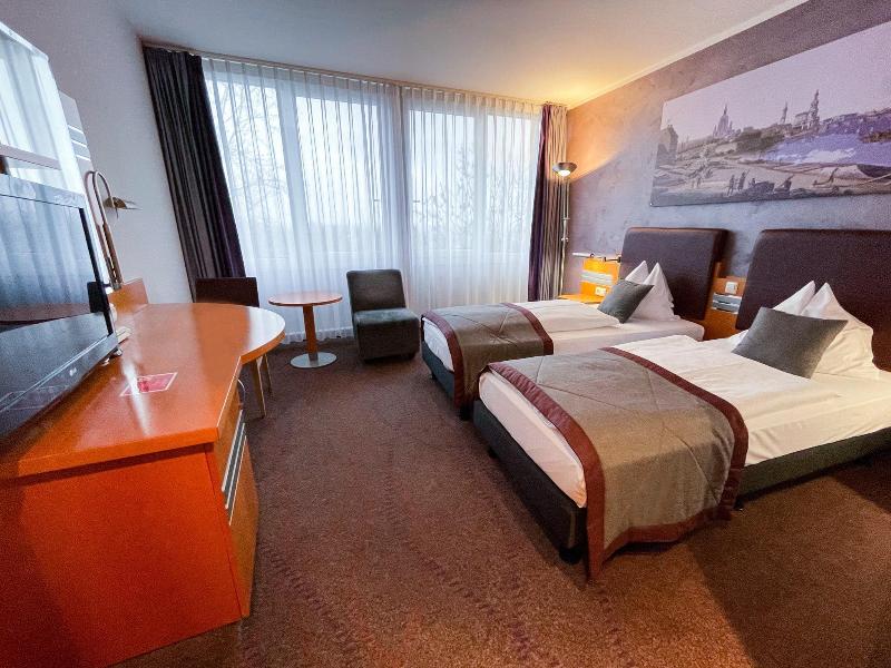 Ramada by Wyndham Dresden image