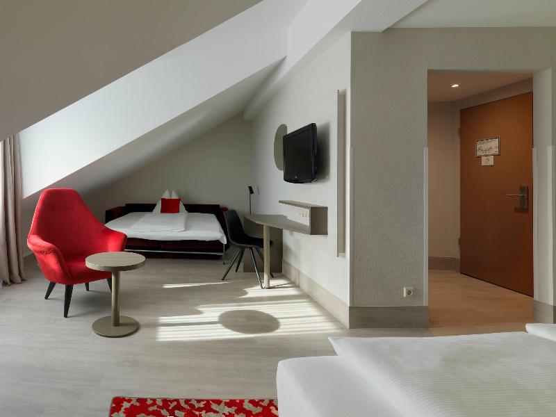 Ramada by Wyndham Dresden image