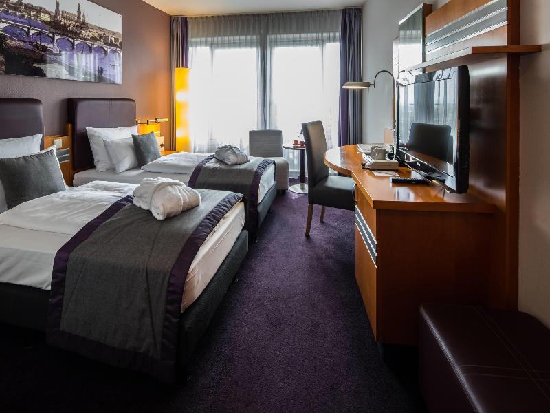 Ramada by Wyndham Dresden image