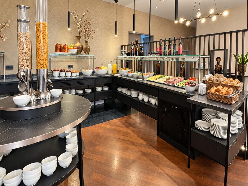 Hotel Magdeburg City Center by Leonardo Hotels image