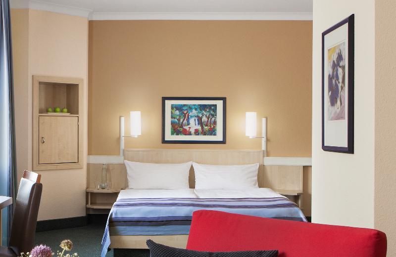 Hotel Magdeburg City Center by Leonardo Hotels image