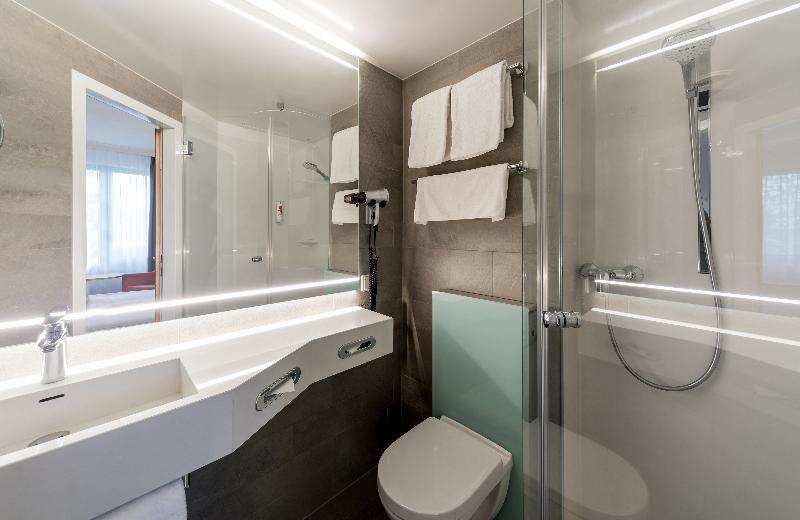 Hotel Magdeburg City Center by Leonardo Hotels image