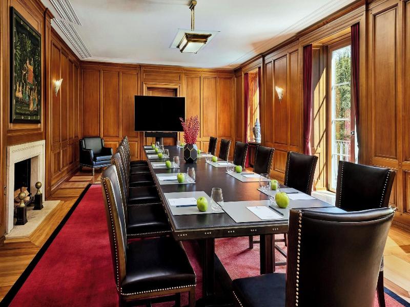 Autograph Collection Hotel Elephant Weimar image