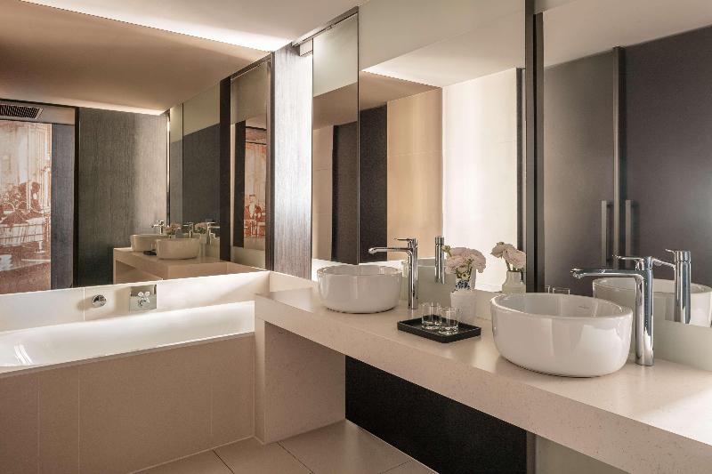 Anantara Grand Hotel Krasnapolsky Amsterdam image