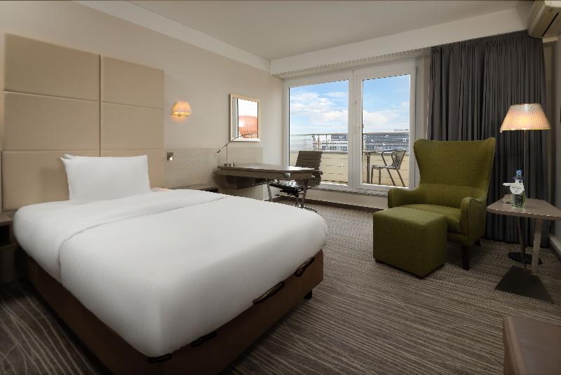 DoubleTree by Hilton Hannover Schweizerhof image