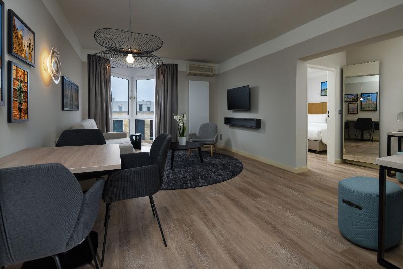 DoubleTree by Hilton Hannover Schweizerhof image