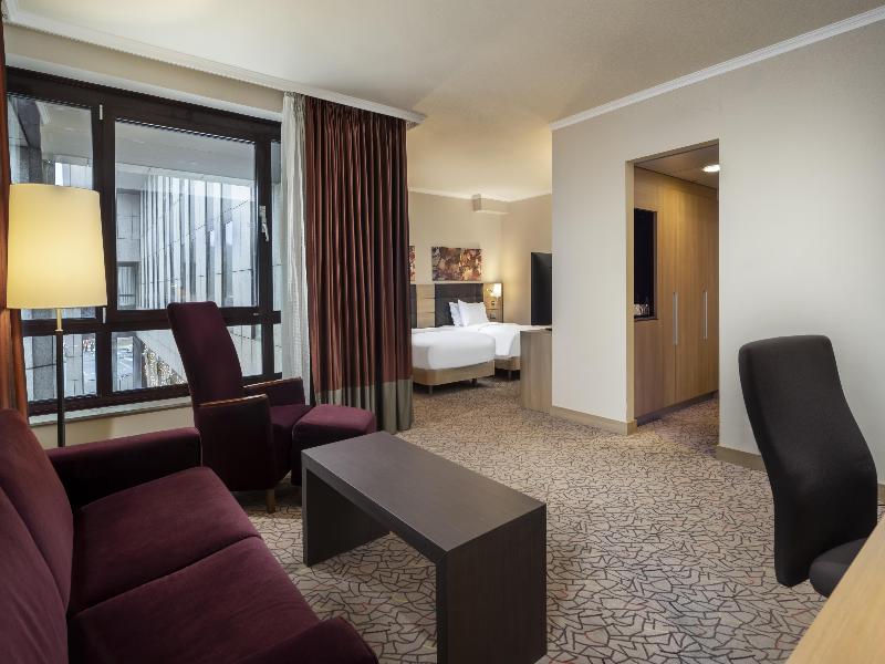 Hilton Mainz image