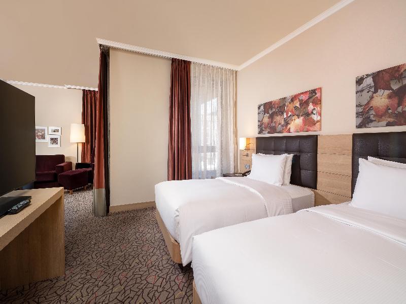 Hilton Mainz image