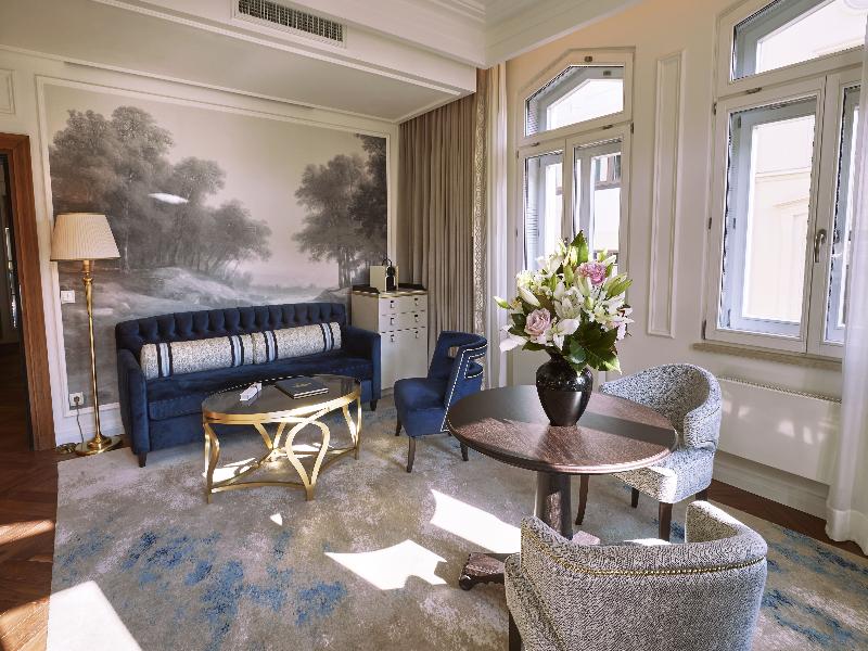 Hotel Vier Jahreszeiten Kempinski Munich image