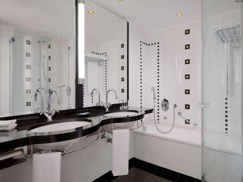 The Westin Grand Munich image
