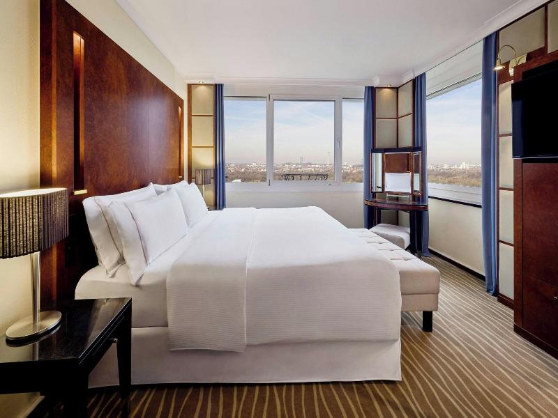 The Westin Grand Munich image