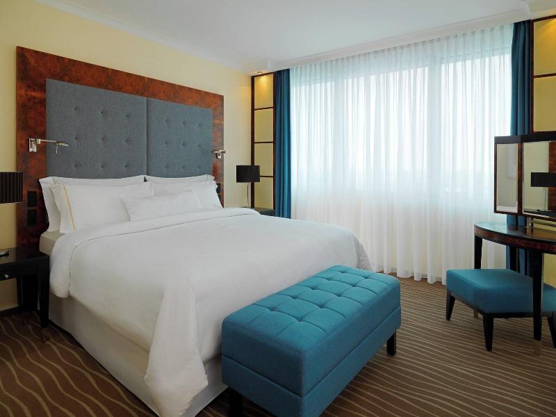 The Westin Grand Munich image