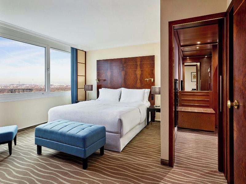 The Westin Grand Munich image