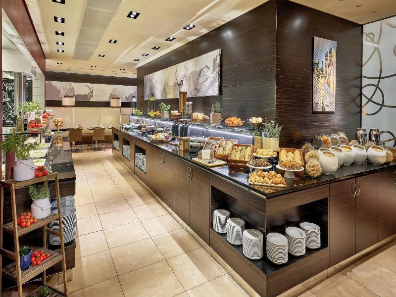 Sheraton Munich Arabellapark image